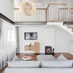3 Bedroom Apartment 24H Self Check In, Free Parking, Ac, Fireplace